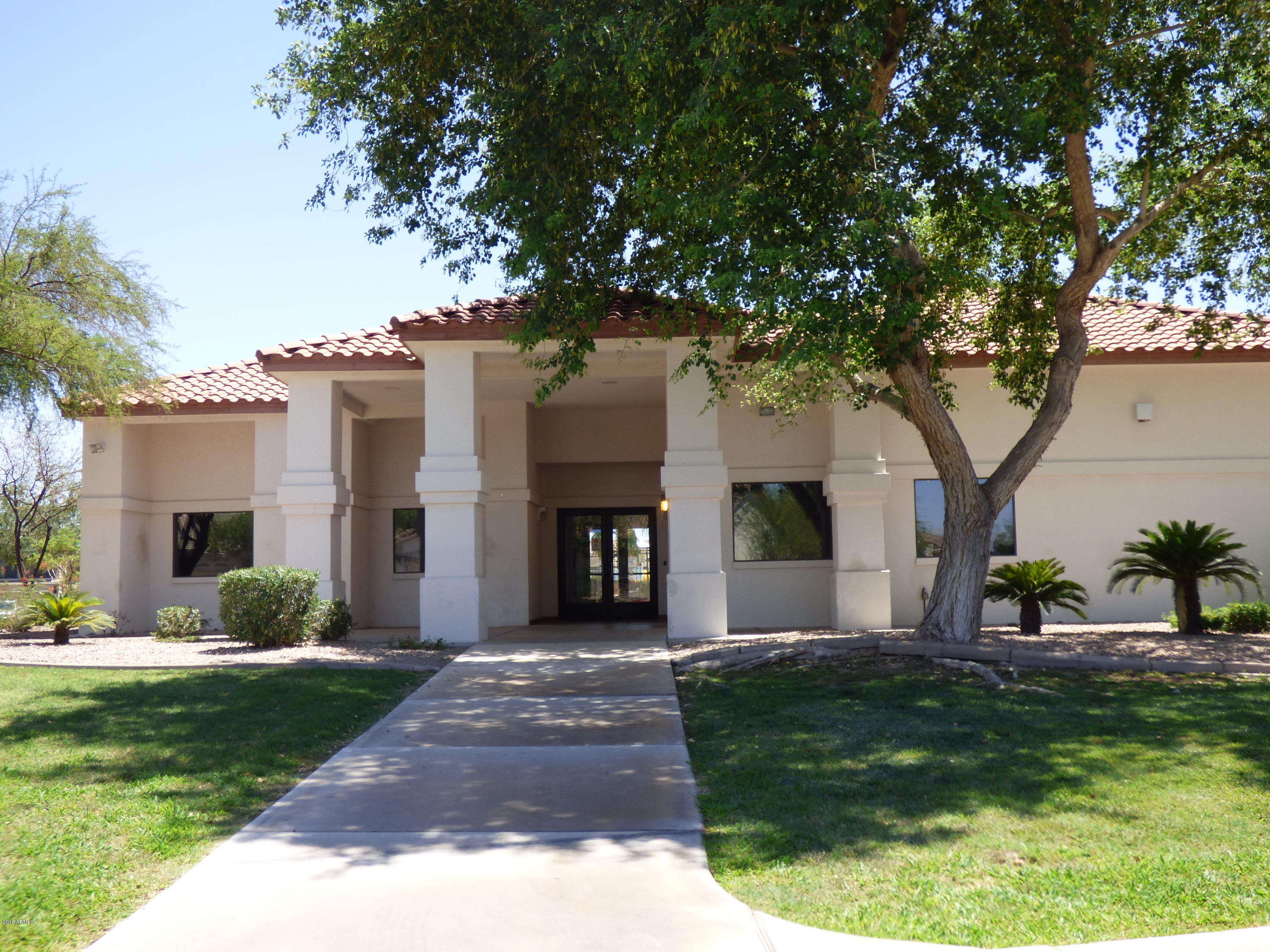 2537 South Powell Road Apache Junction, AZ 85119 - Photo 28 of 38 Clubhouse