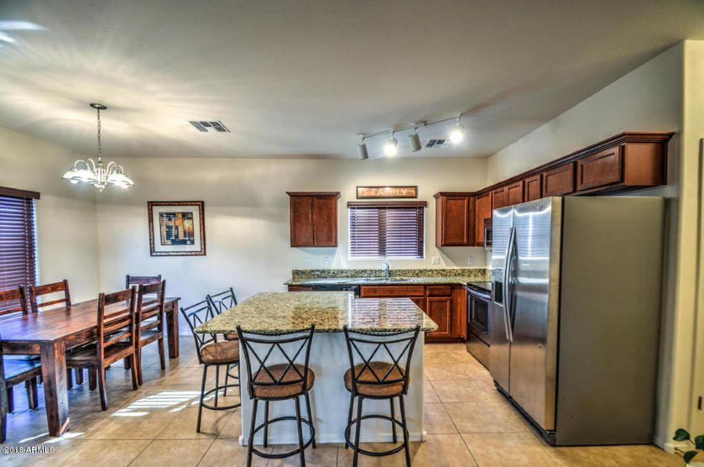 2537 South Powell Road Apache Junction, AZ 85119 - Photo 6 of 38 Kitchen
