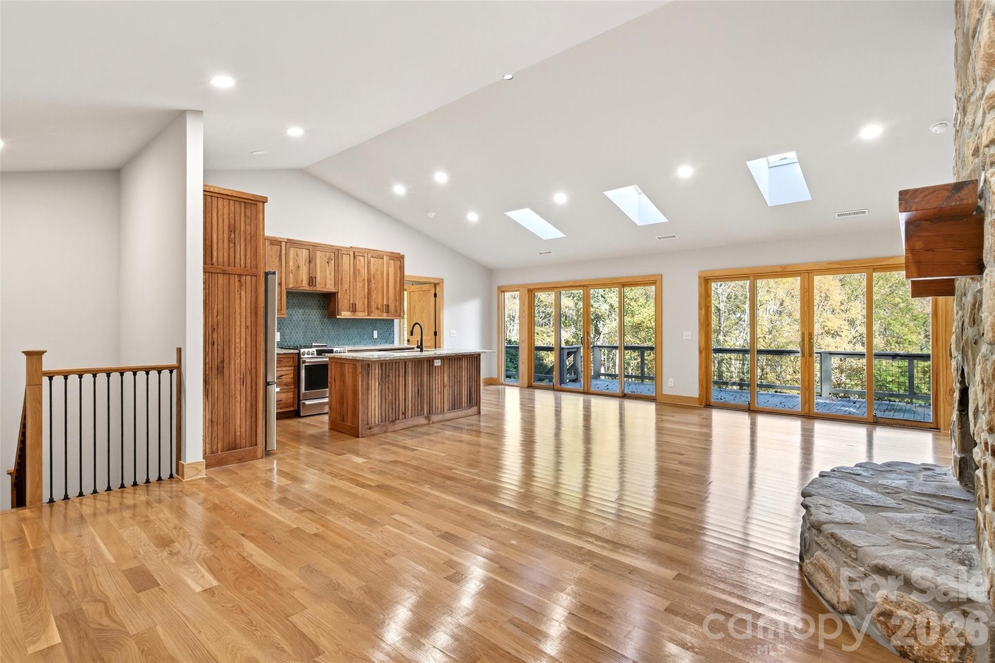 575 Croft Way Bakersville, NC 28705 - Photo 6 of 38