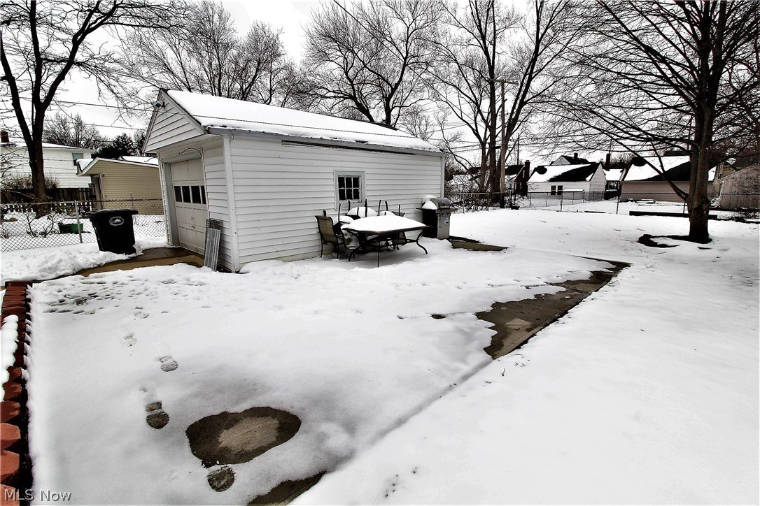 1632 Harwich Road Cleveland, OH 44124 - Photo 27 of 29