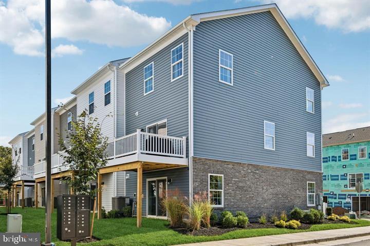 1802 Blythe Way Winchester, VA 22601 - Photo 2 of 2 a front view of a house