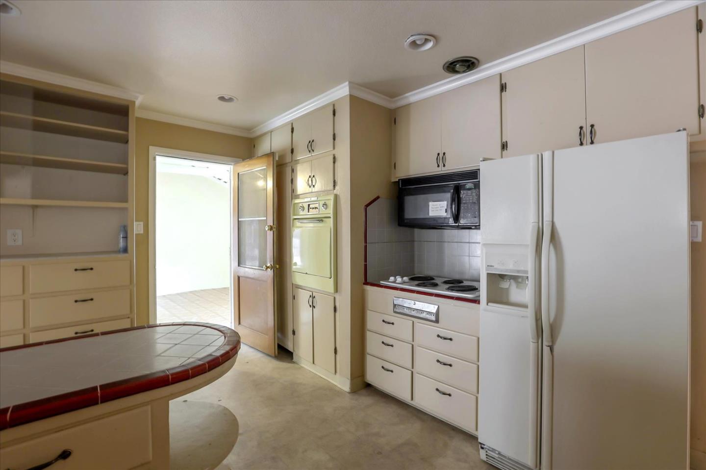 10150 Clayton Road San Jose, CA 95127 - Photo 9 of 61