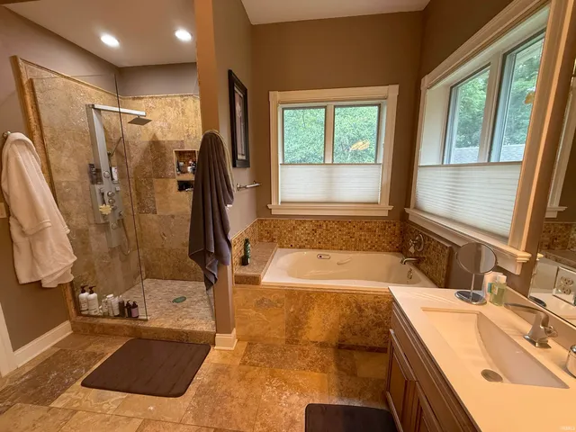 $949,900 | 4968 N Street, Bloomington, IN 47404