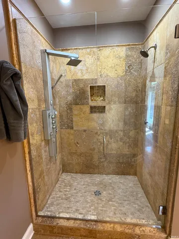 $949,900 | 4968 N Street, Bloomington, IN 47404