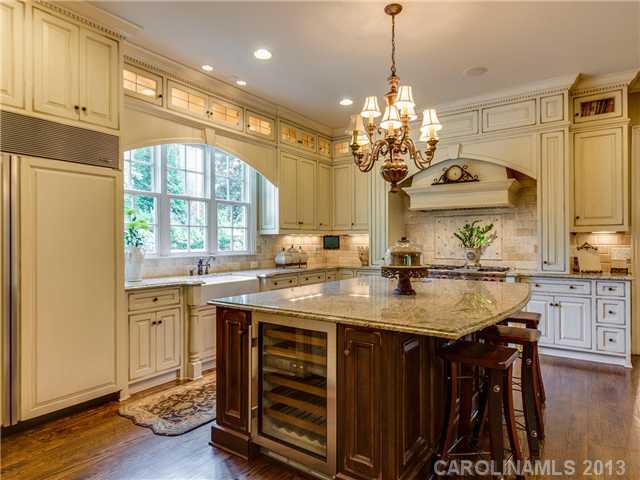 2415 Overhill Road Charlotte, NC 28211 - Photo 7 of 16 Gallery Image 7
