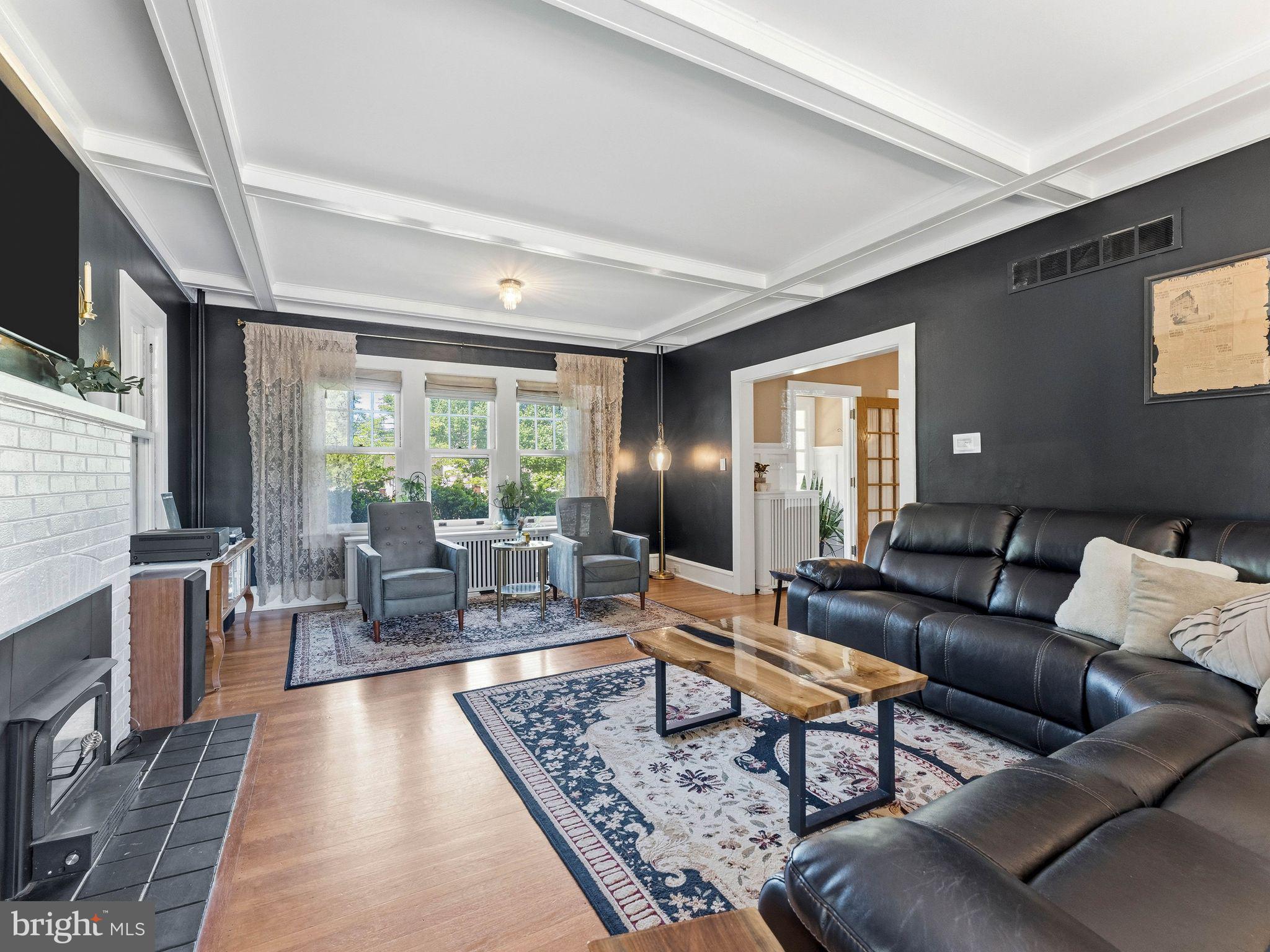 229 North Main Street Woodstown, NJ 08098 - Photo 16 of 74 Beautiful Detailed Ceiling, Hardwood Floors