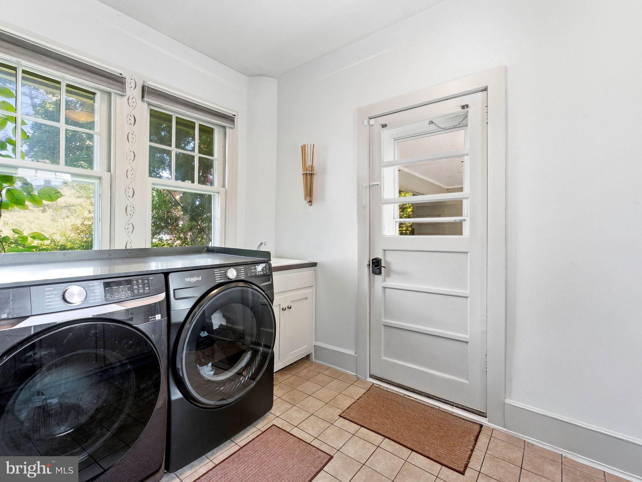 229 North Main Street Woodstown, NJ 08098 - Photo 28 of 74 a utility room with dryer and washer