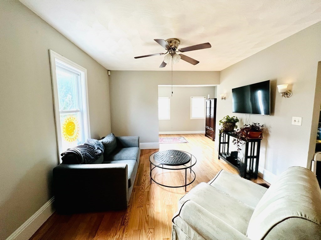 10 Spring Court Woburn, MA 01801 - Photo 4 of 16 Gallery Image 4