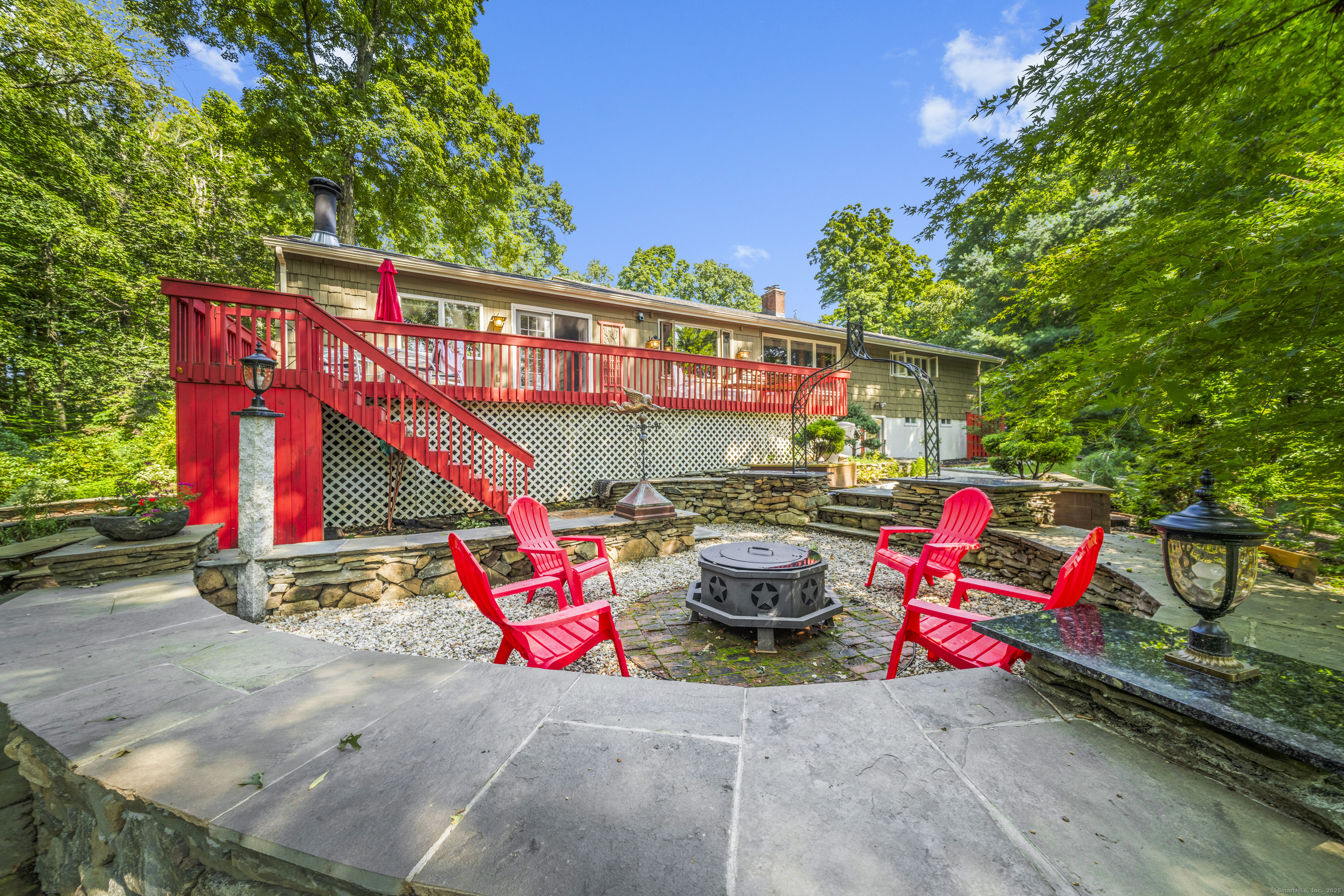 92 Kenmore Road Bloomfield, CT 06002 - Photo 31 of 38