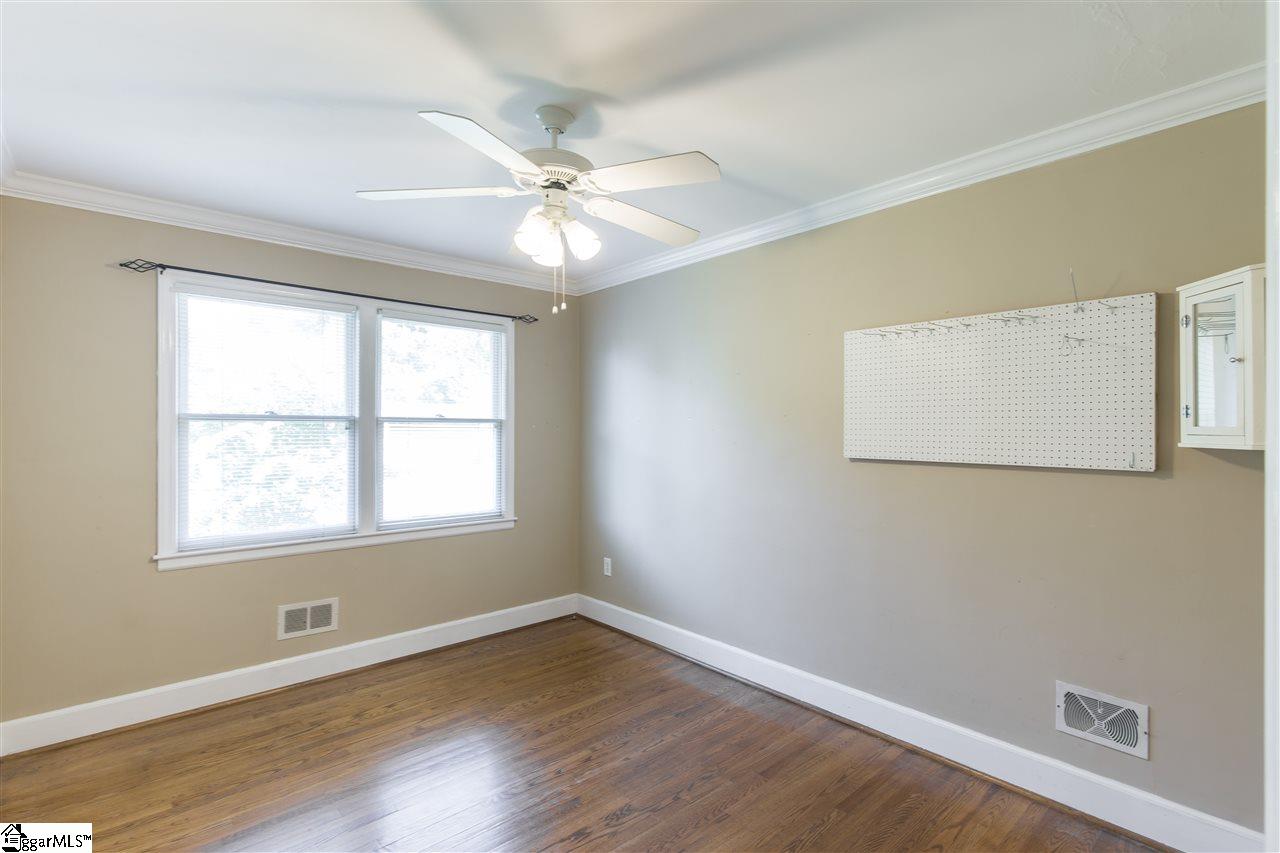 9 Cole Road Greenville, SC 29611 - Photo 14 of 20