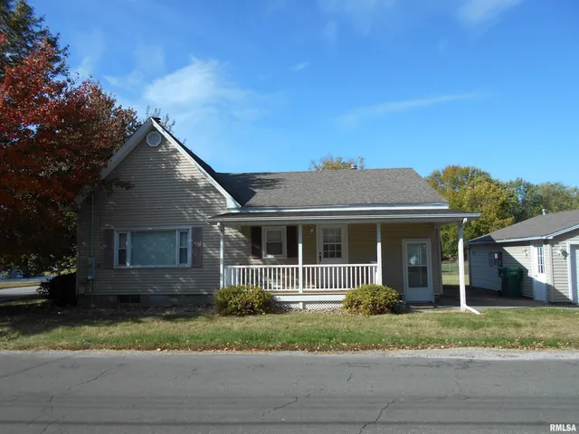 $99,900 | 702 West Piper Street, Macomb, IL 61455