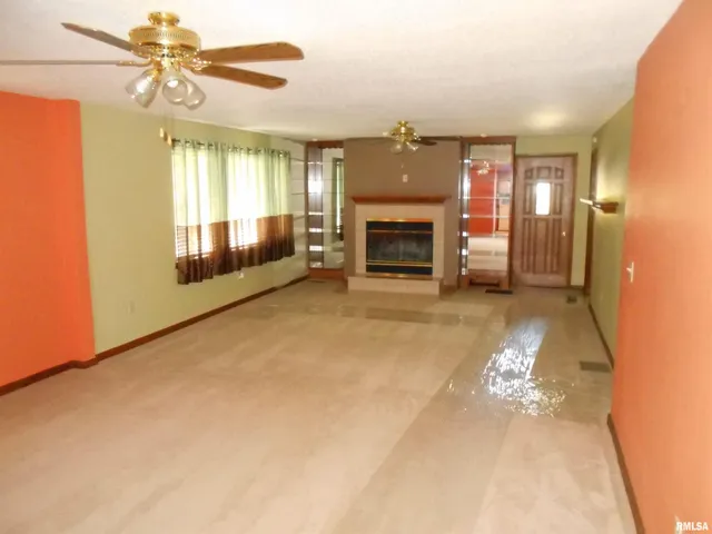 $99,900 | 702 West Piper Street, Macomb, IL 61455