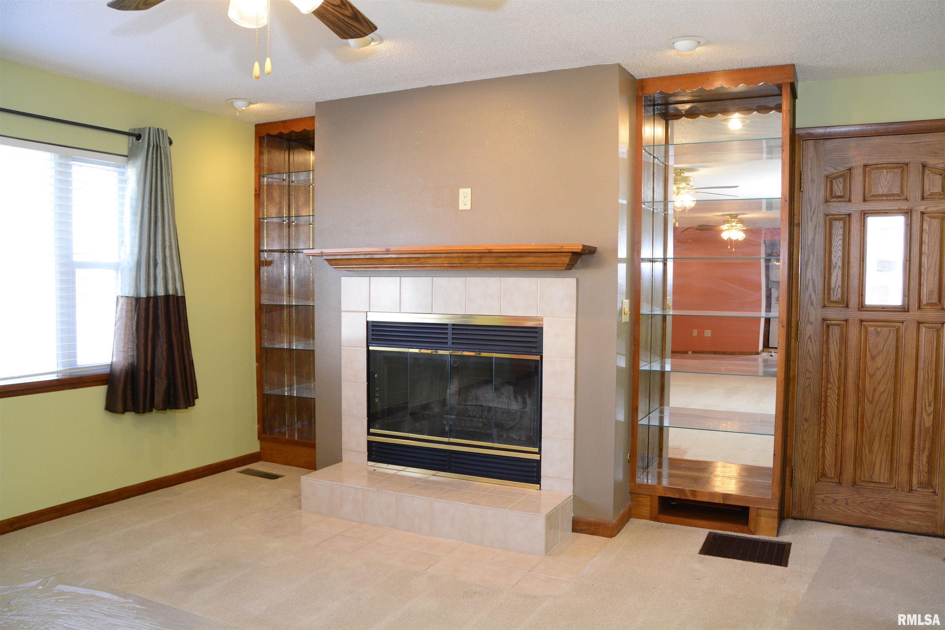 702 West Piper Street Macomb, IL 61455 - Photo 4 of 20