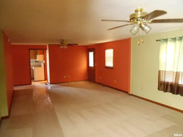 $99,900 | 702 West Piper Street, Macomb, IL 61455