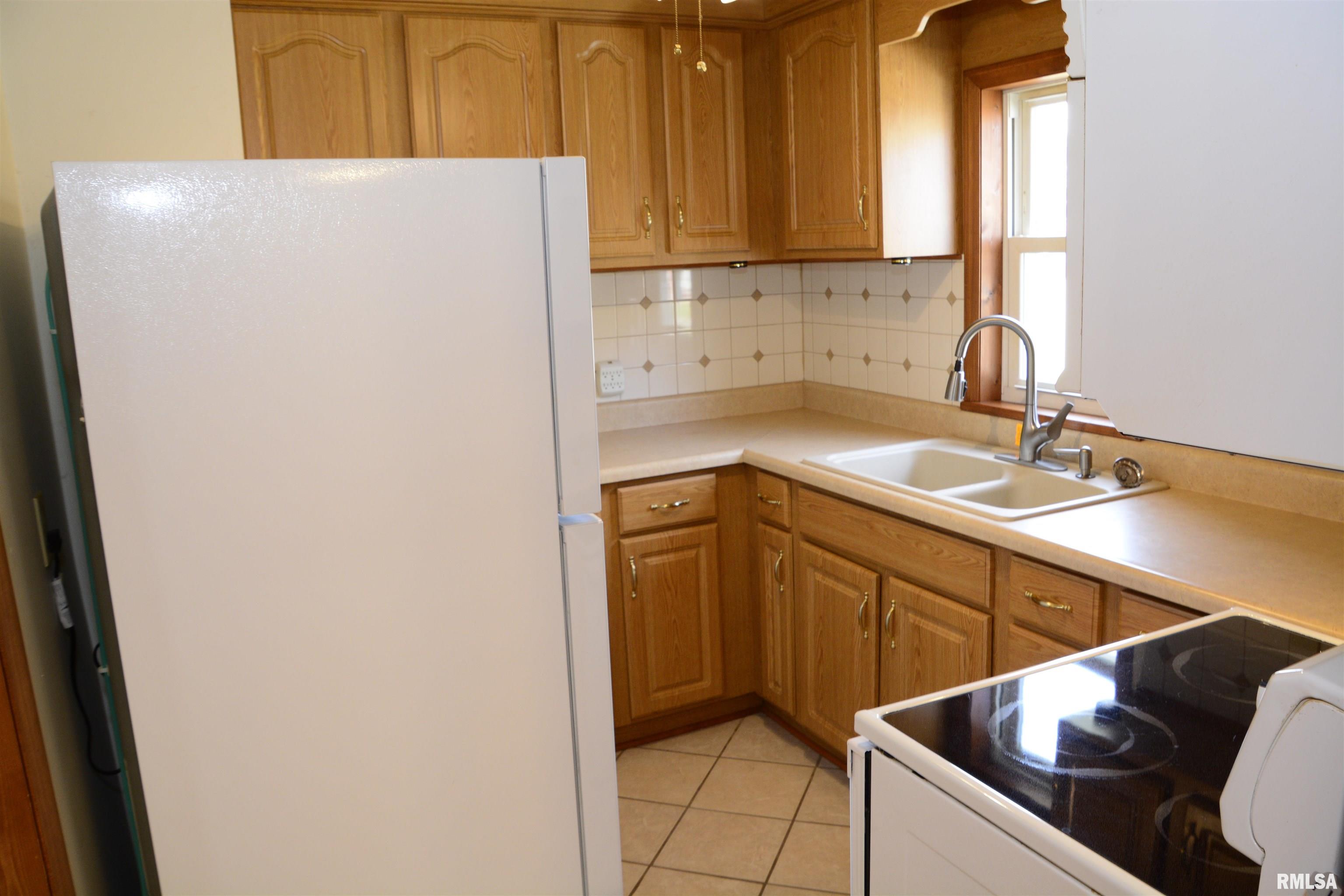 702 West Piper Street Macomb, IL 61455 - Photo 6 of 20
