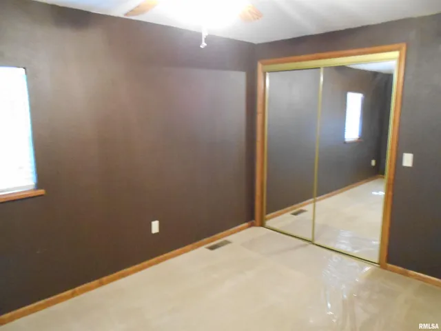 $99,900 | 702 West Piper Street, Macomb, IL 61455