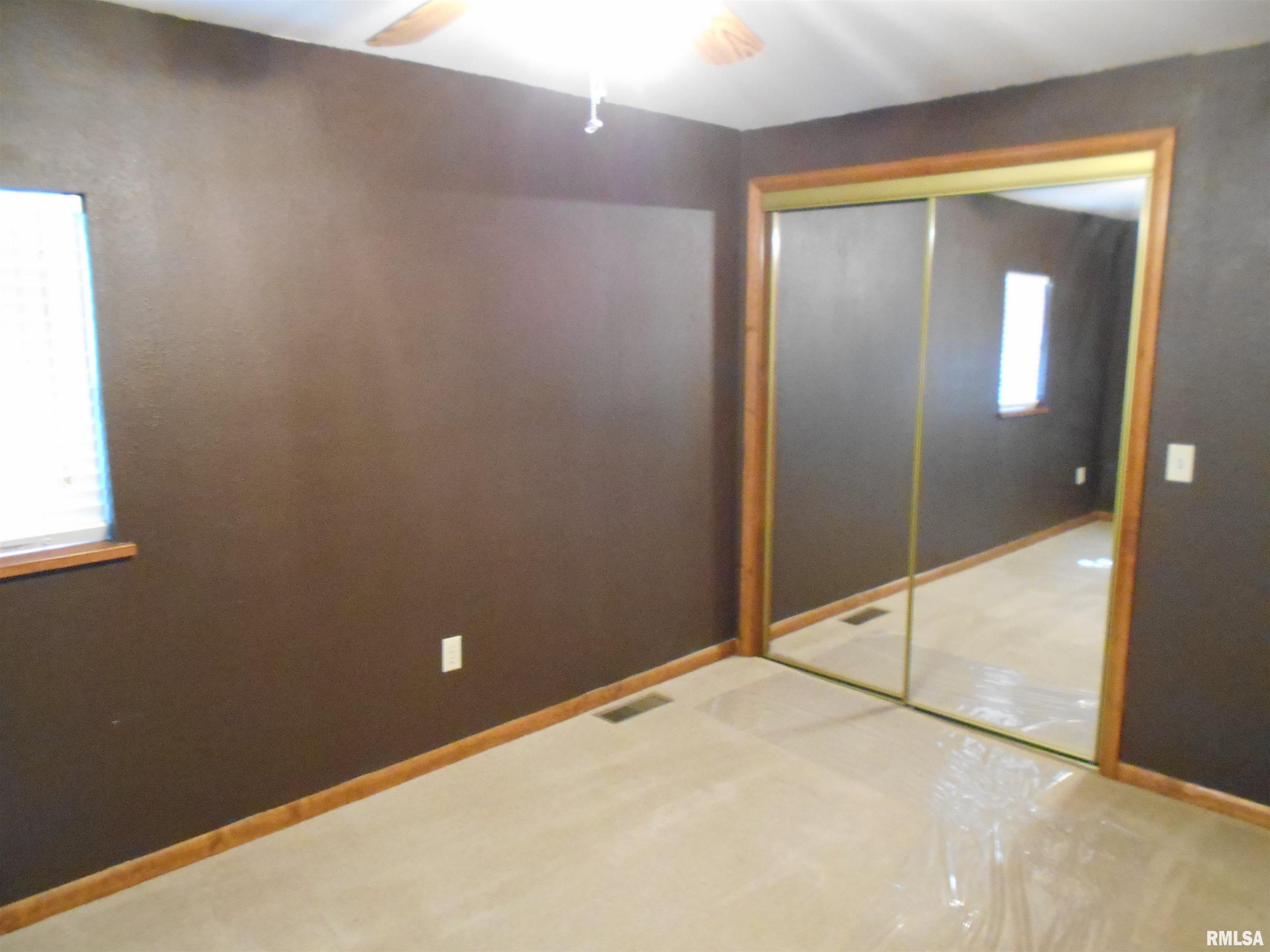 702 West Piper Street Macomb, IL 61455 - Photo 8 of 15