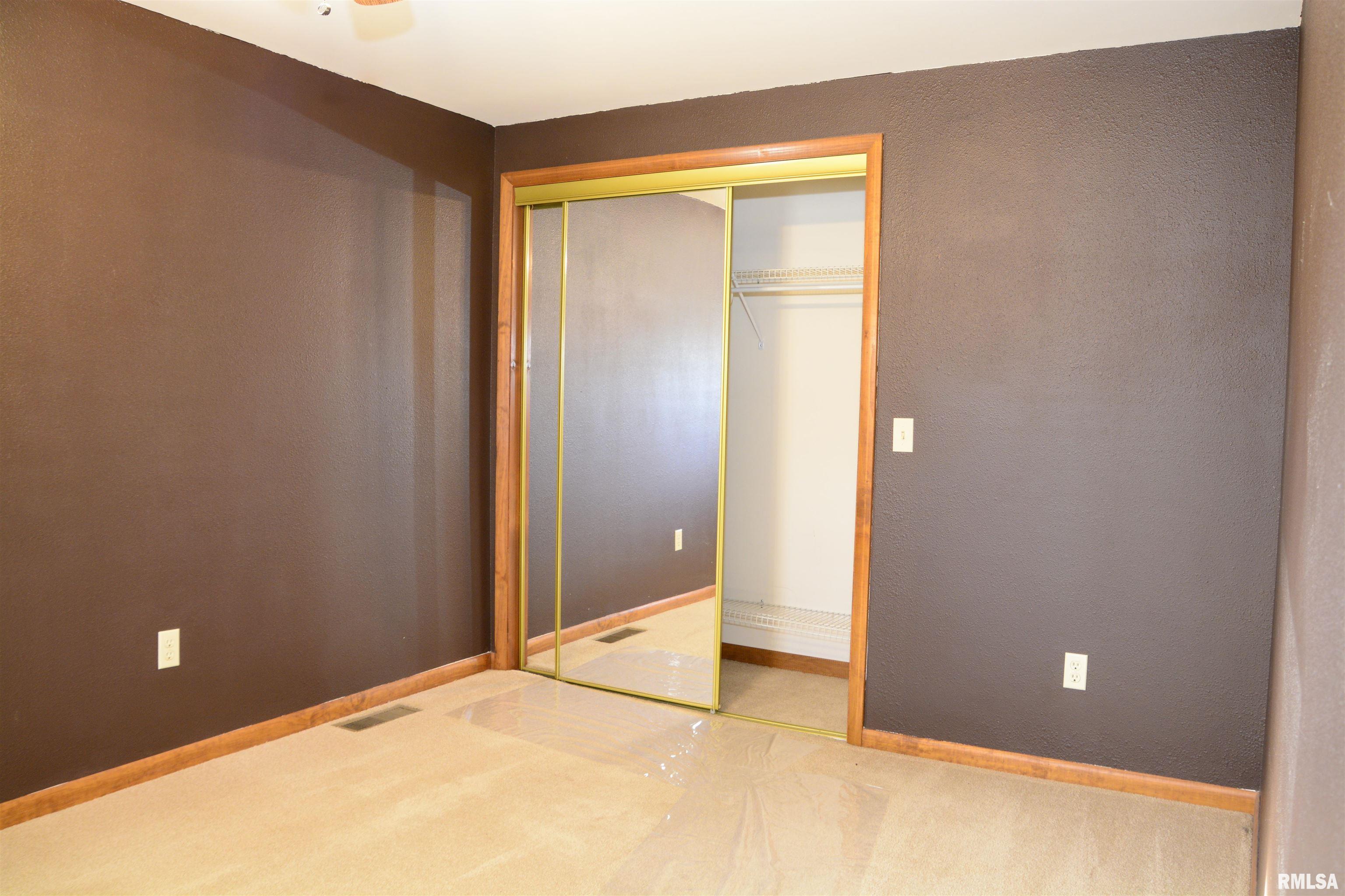 702 West Piper Street Macomb, IL 61455 - Photo 9 of 20