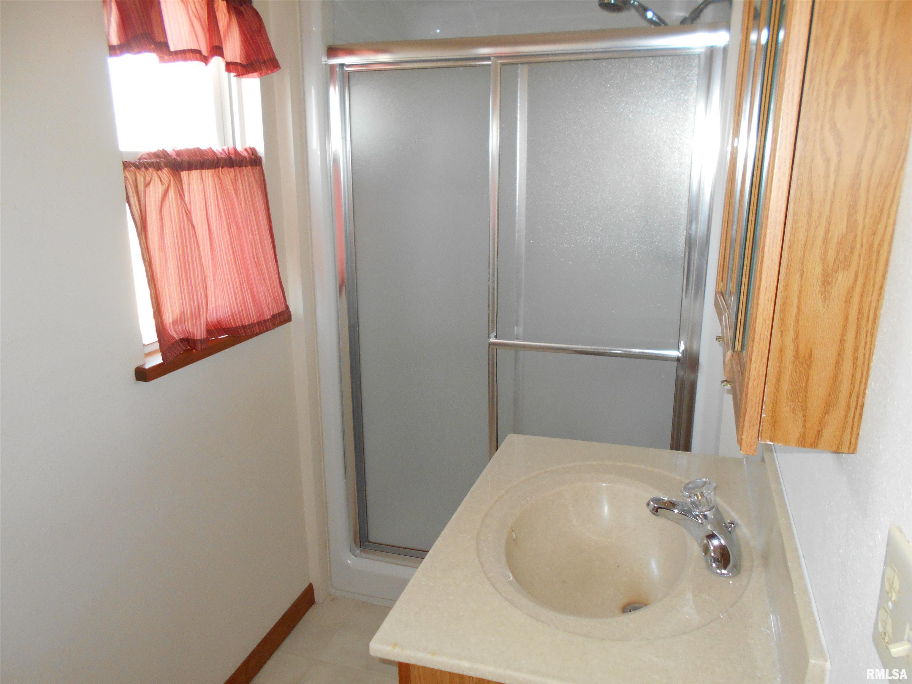 702 West Piper Street Macomb, IL 61455 - Photo 10 of 15