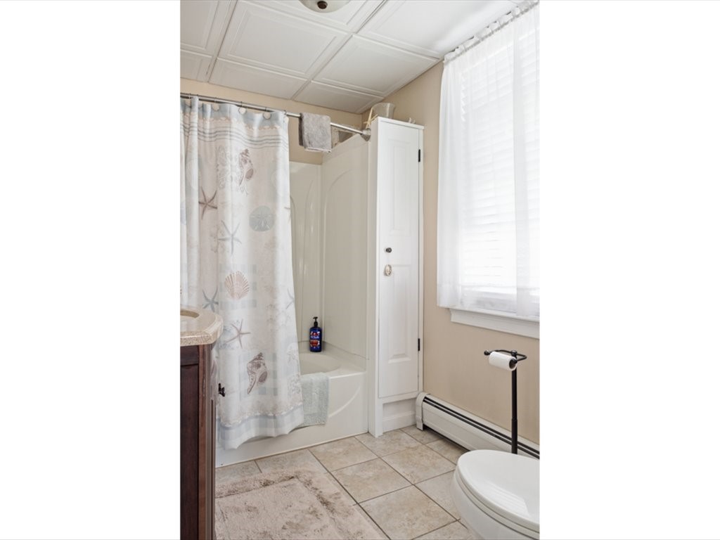 24 Pleasant Street Westerly, RI 02891 - Photo 10 of 34