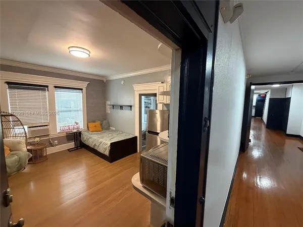 $1,650 | 124 Mendoza Avenue, Unit 2A, Coral Gables, FL 33134