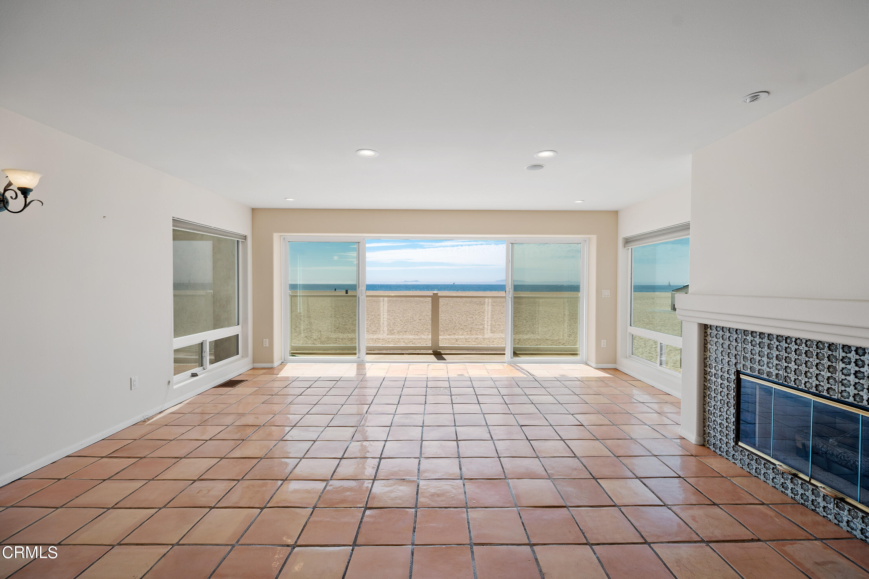 409 Ocean Drive Oxnard, CA 93035 - Photo 15 of 49 409 Ocean dr MLS -15