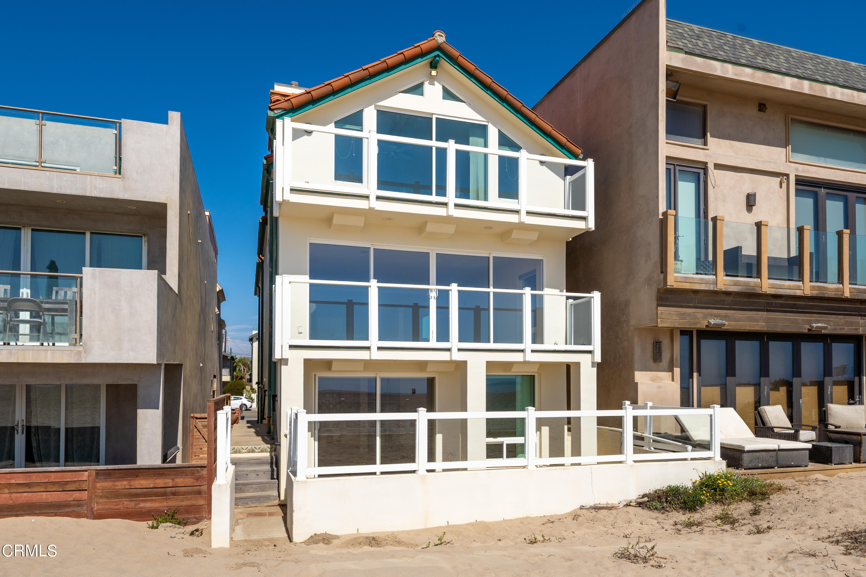 409 Ocean Drive Oxnard, CA 93035 - Photo 3 of 49 409 Ocean dr MLS -37