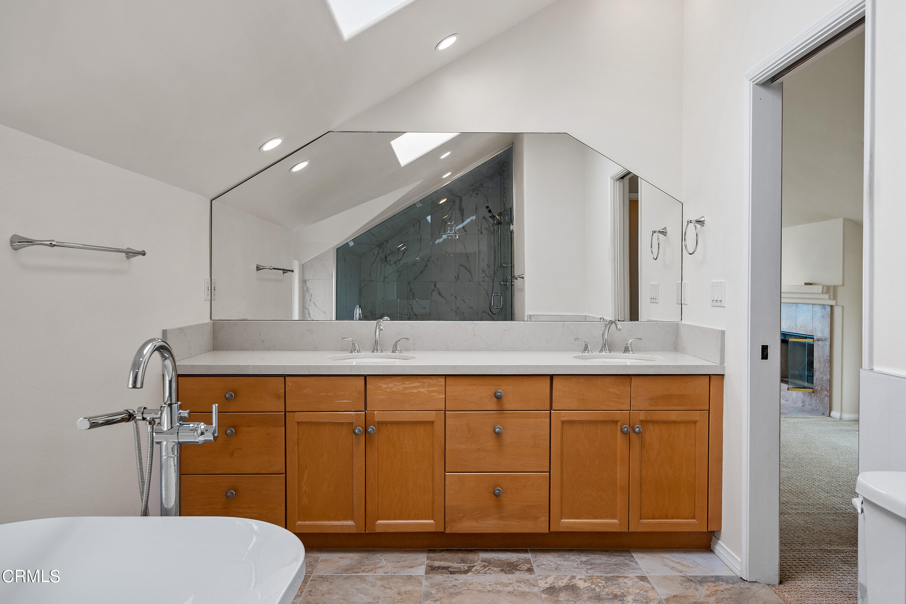 409 Ocean Drive Oxnard, CA 93035 - Photo 36 of 49 409 Ocean dr MLS-12