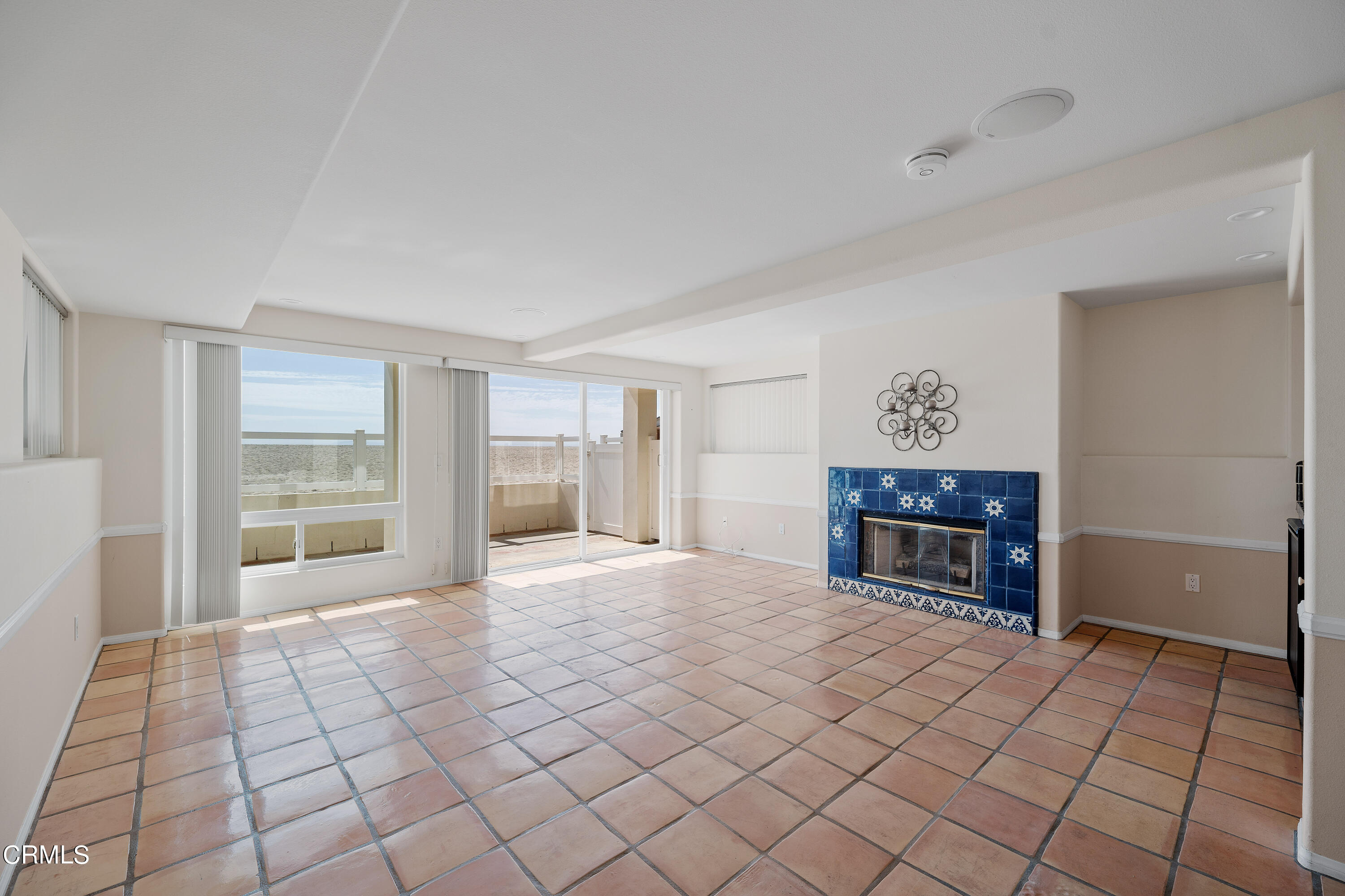 409 Ocean Drive Oxnard, CA 93035 - Photo 38 of 49 409 Ocean dr MLS -31