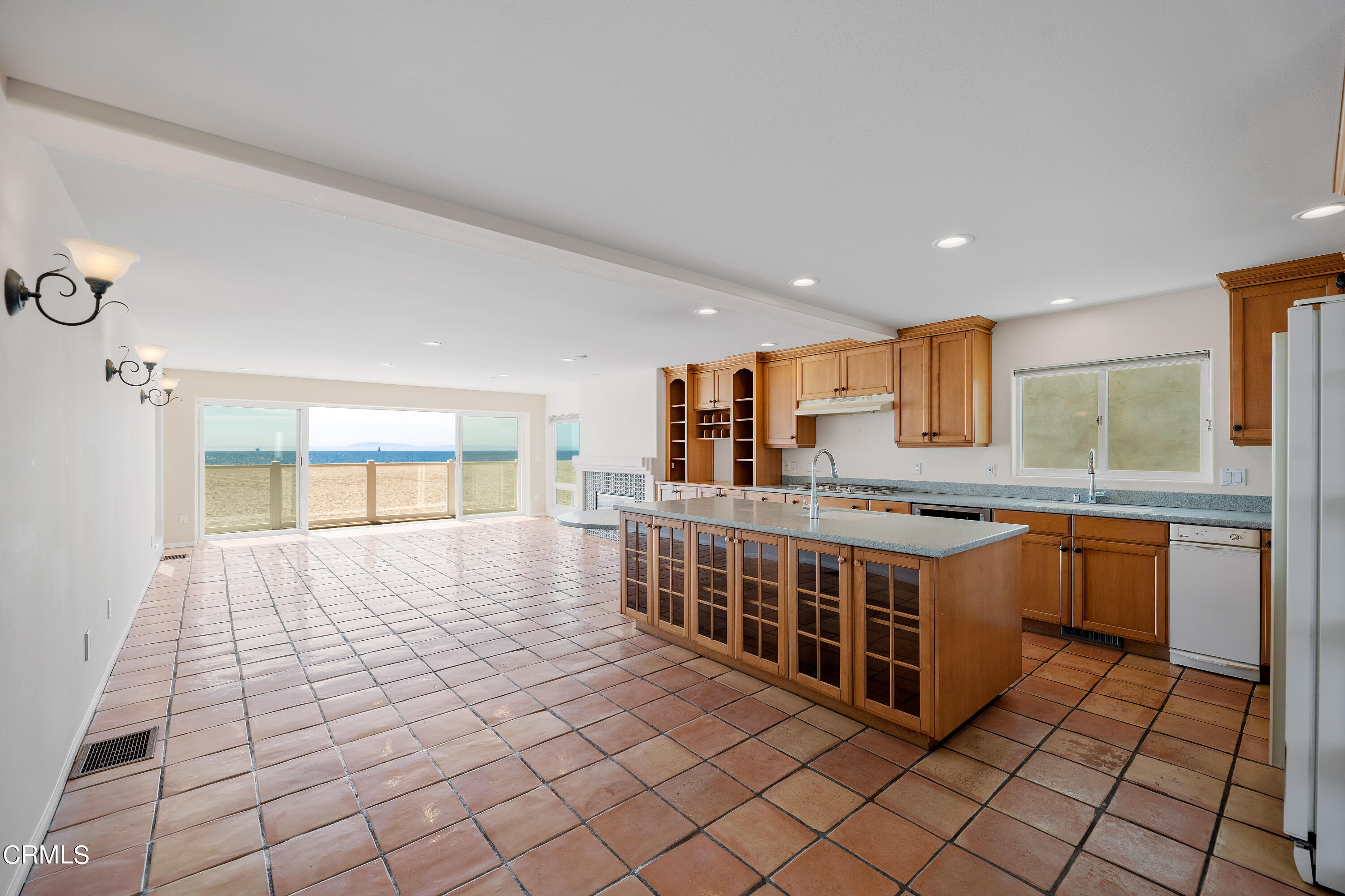 409 Ocean Drive Oxnard, CA 93035 - Photo 6 of 49 409 Ocean dr MLS -8