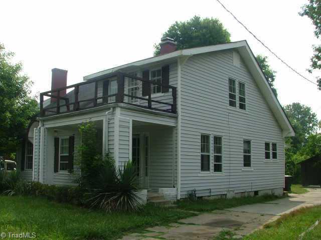 818 Circle High Point High Point, NC 27262 - Photo 2 of 4 Other.