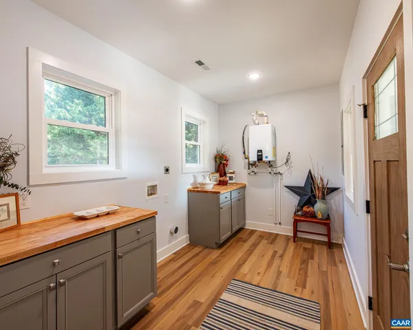 $585,000 | 4205 Earlysville Road, Earlysville, VA 22936