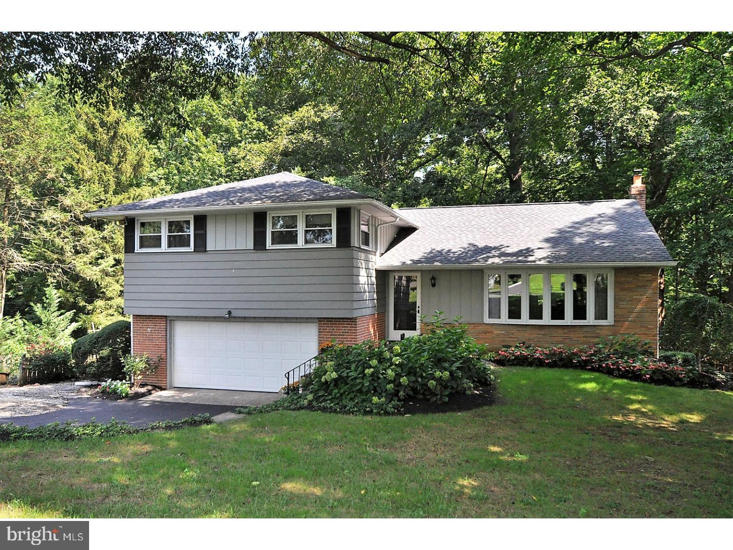 967 Delene Road Rydal, PA 19046 - Photo 1 of 25 Exterior Front