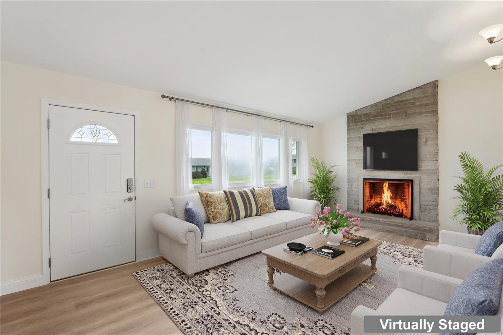 115 Vlasis Drive Ballwin, MO 63011 - Photo 7 of 38