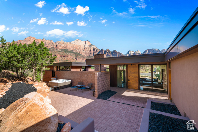 112 Canyon Cove Springdale, UT 84767 - Photo 10 of 37