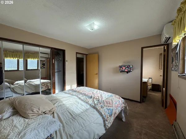 a view of a workspace with furniture