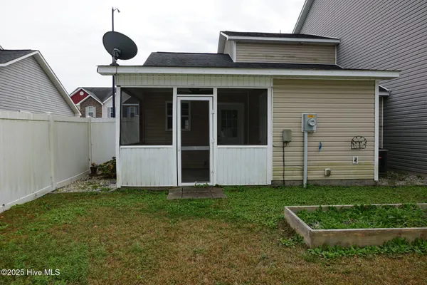 $1,500 | 244 Caldwell Loop, Jacksonville, NC 28546