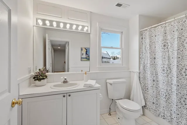 $1,685,000 | 47 Bridgecourt Lane, Concord, MA 01742