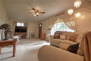 439 South Kenmore Road Indianapolis, IN 46219 - Photo 5 of 18 Gallery Image 5