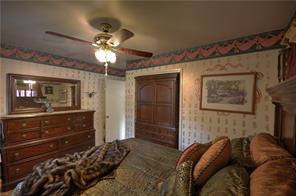 439 South Kenmore Road Indianapolis, IN 46219 - Photo 10 of 18 Gallery Image 10