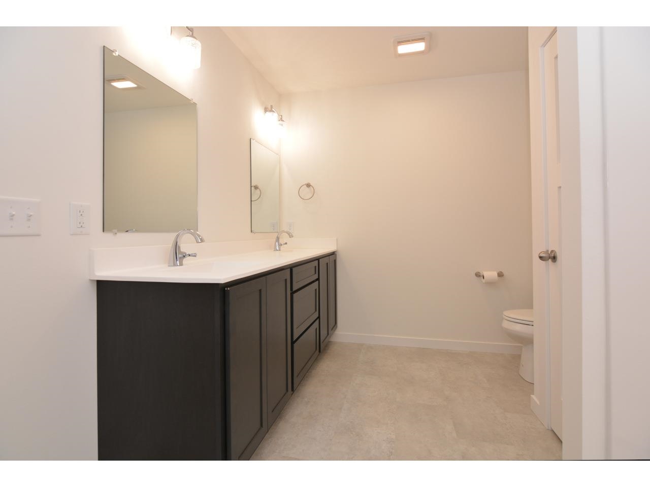 238 Russell Court Jefferson, WI 53549 - Photo 16 of 23