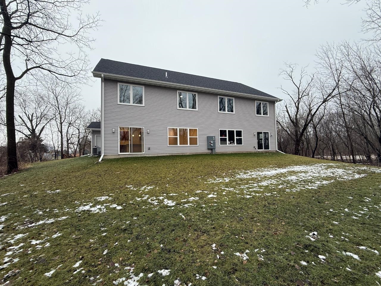 238 Russell Court Jefferson, WI 53549 - Photo 4 of 23