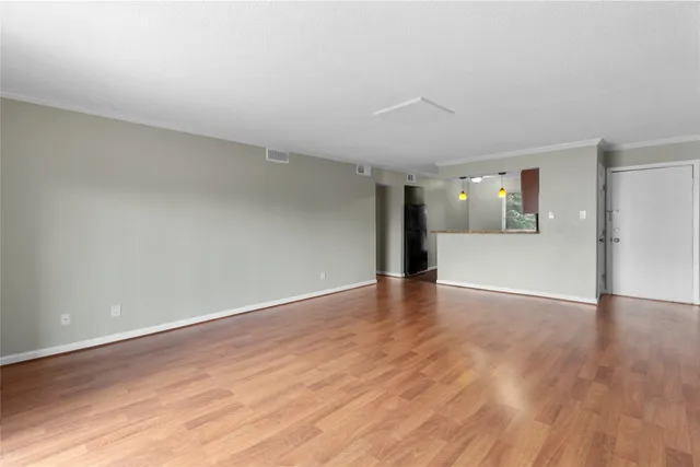 $1,400 | 1901 South Voss Road, Unit 9, Houston, TX 77057