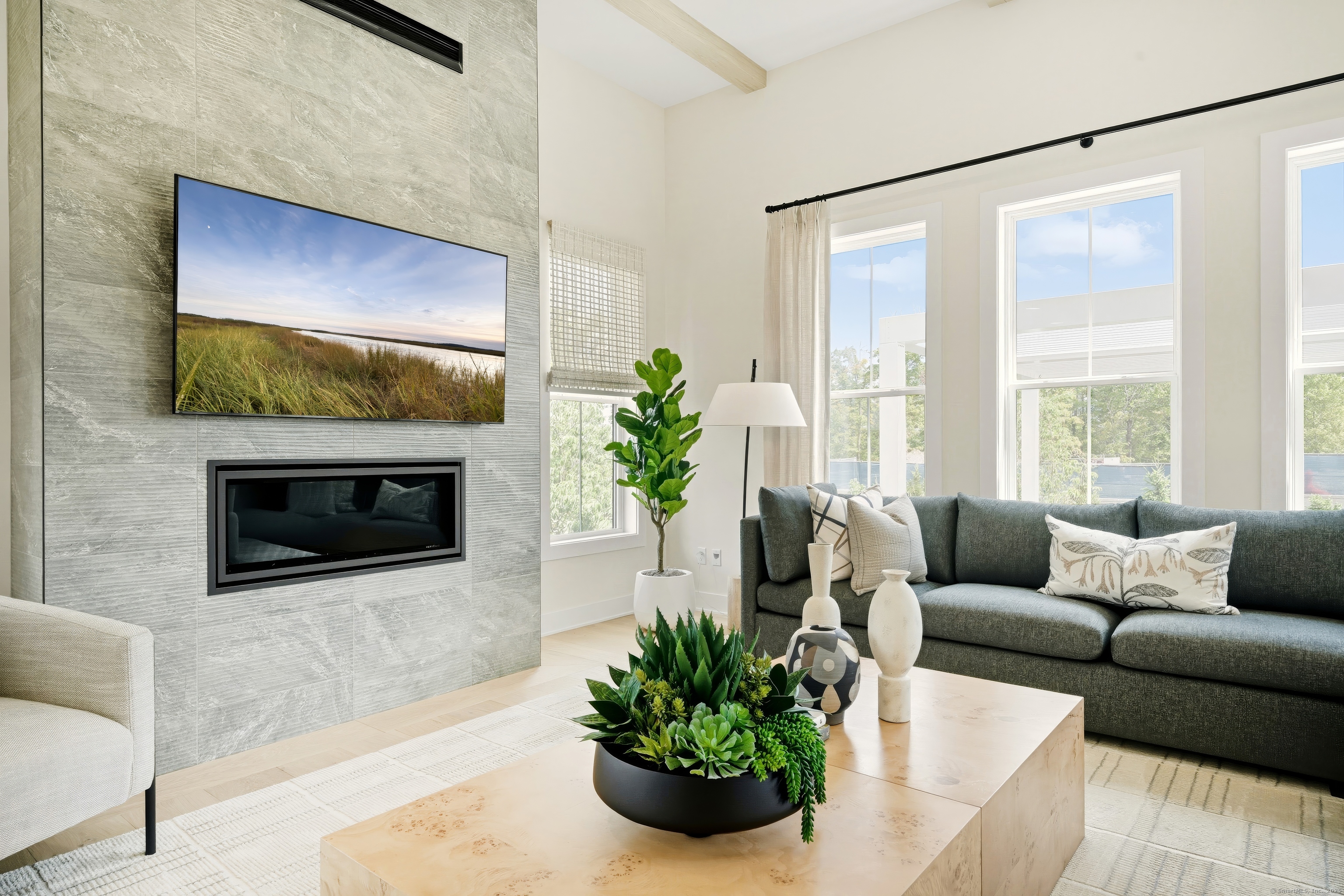 4 Holly Rdg Way, Unit 80 Danbury, CT 06810 - Photo 2 of 13