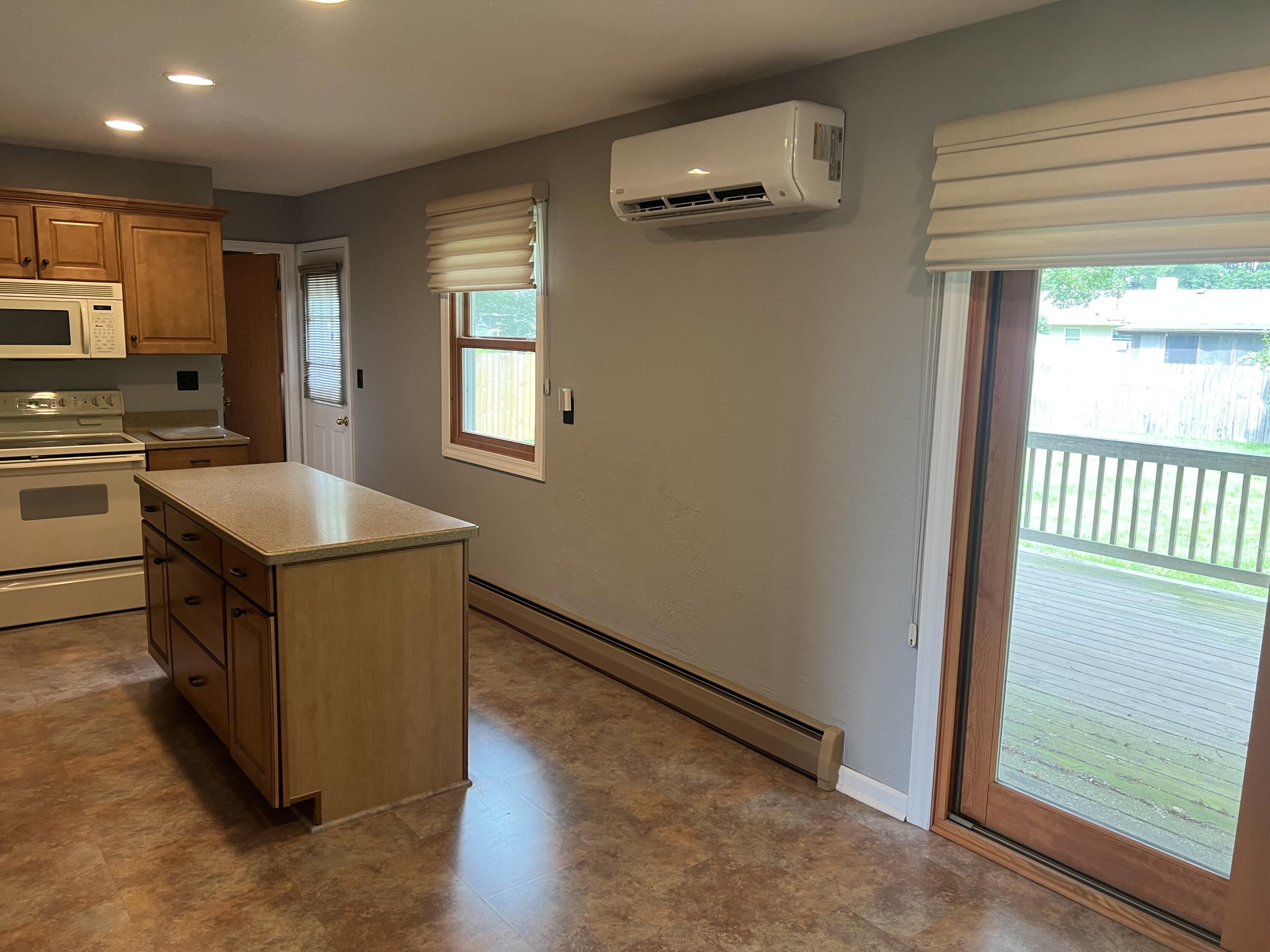 152 West Chicago Road Coldwater, MI 49036 - Photo 6 of 25 IMG_6732