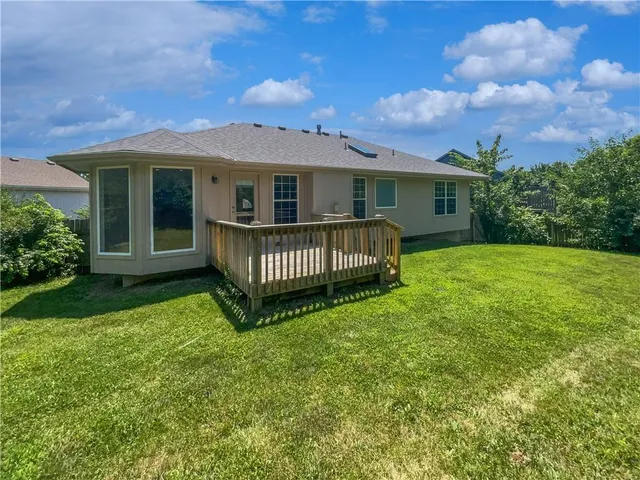 $276,000 | 18100 East 11th Terrace Court North, Independence, MO 64056