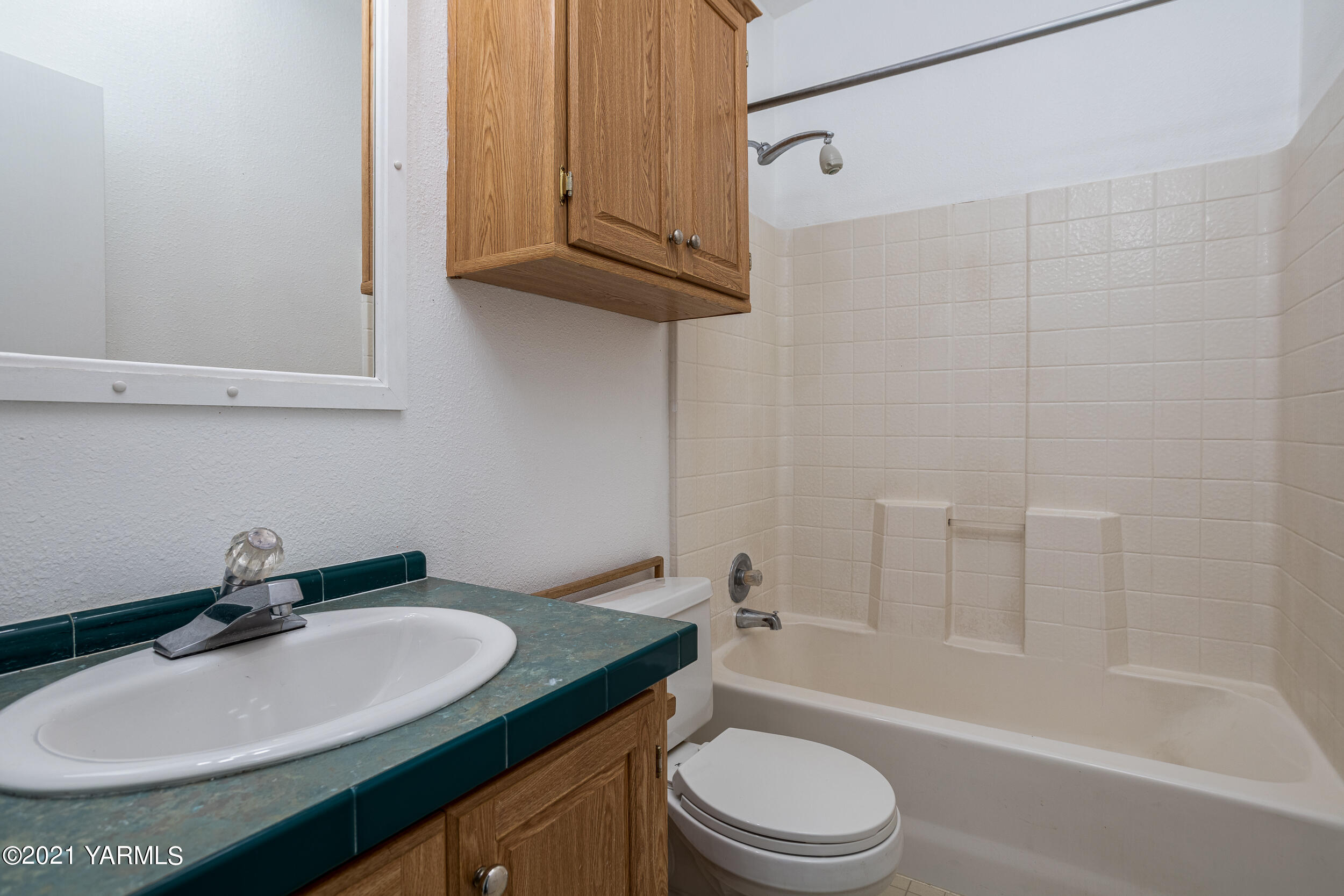 12301 Meadowbrook Road Yakima, WA 98903 - Photo 15 of 22 12301MBrook_25