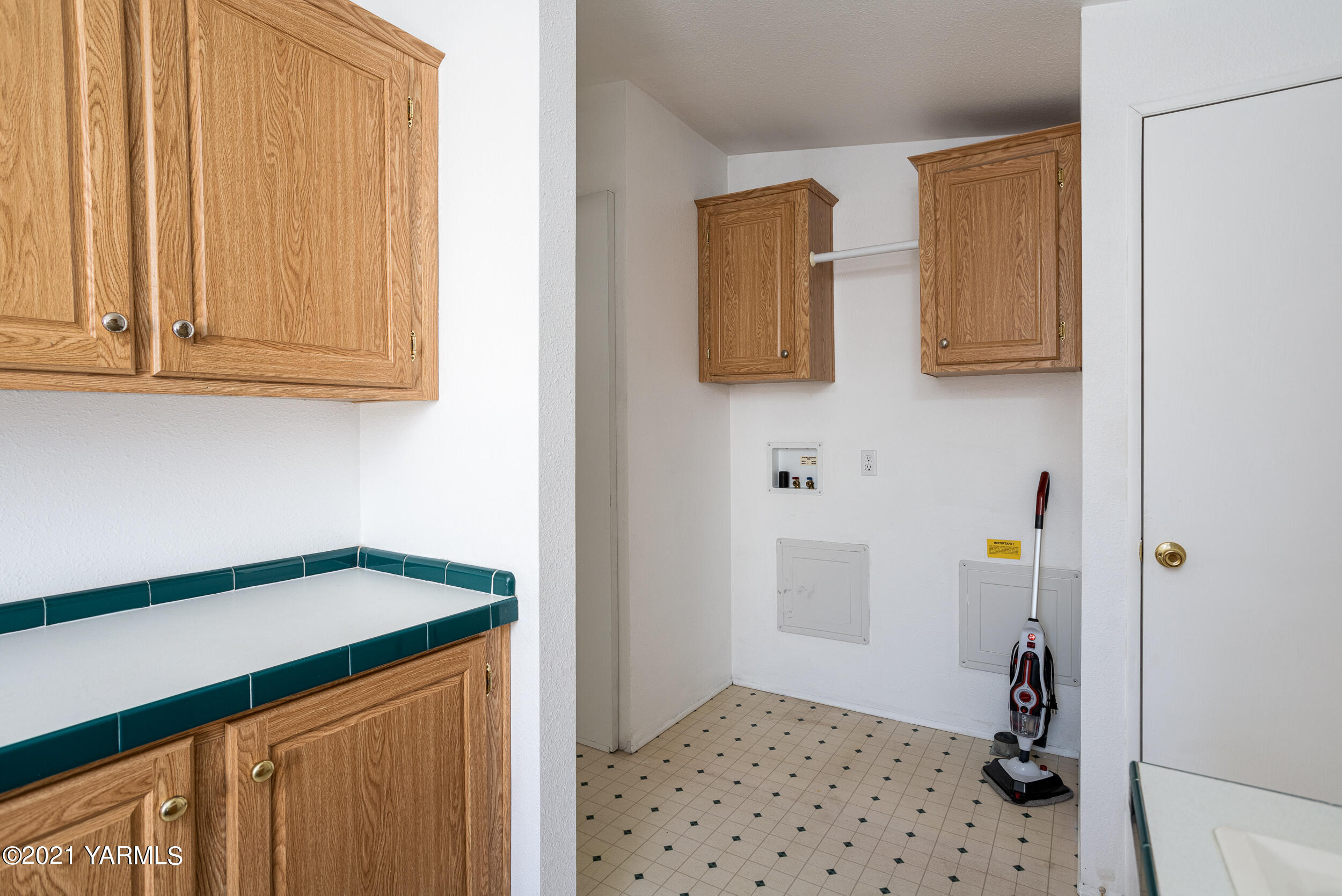 12301 Meadowbrook Road Yakima, WA 98903 - Photo 18 of 22 12301MBrook_27