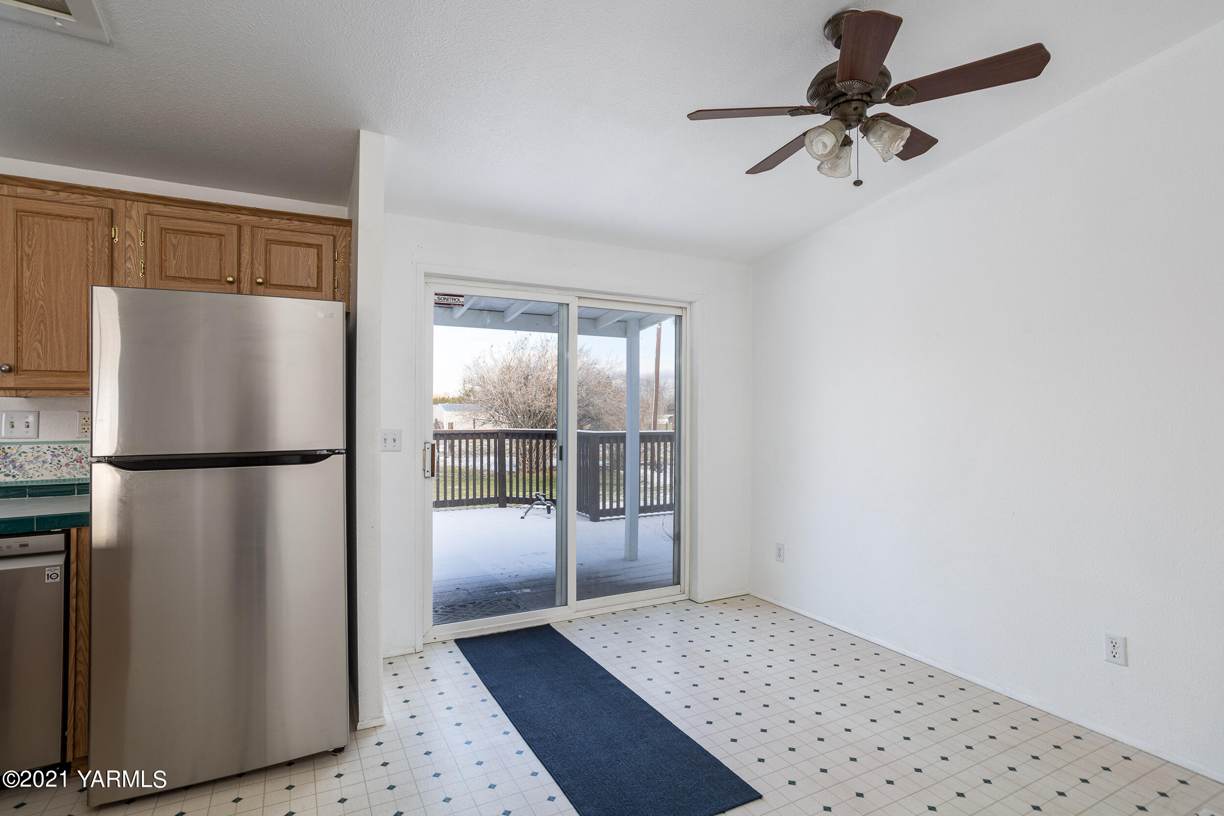 12301 Meadowbrook Road Yakima, WA 98903 - Photo 9 of 22 12301MBrook_17