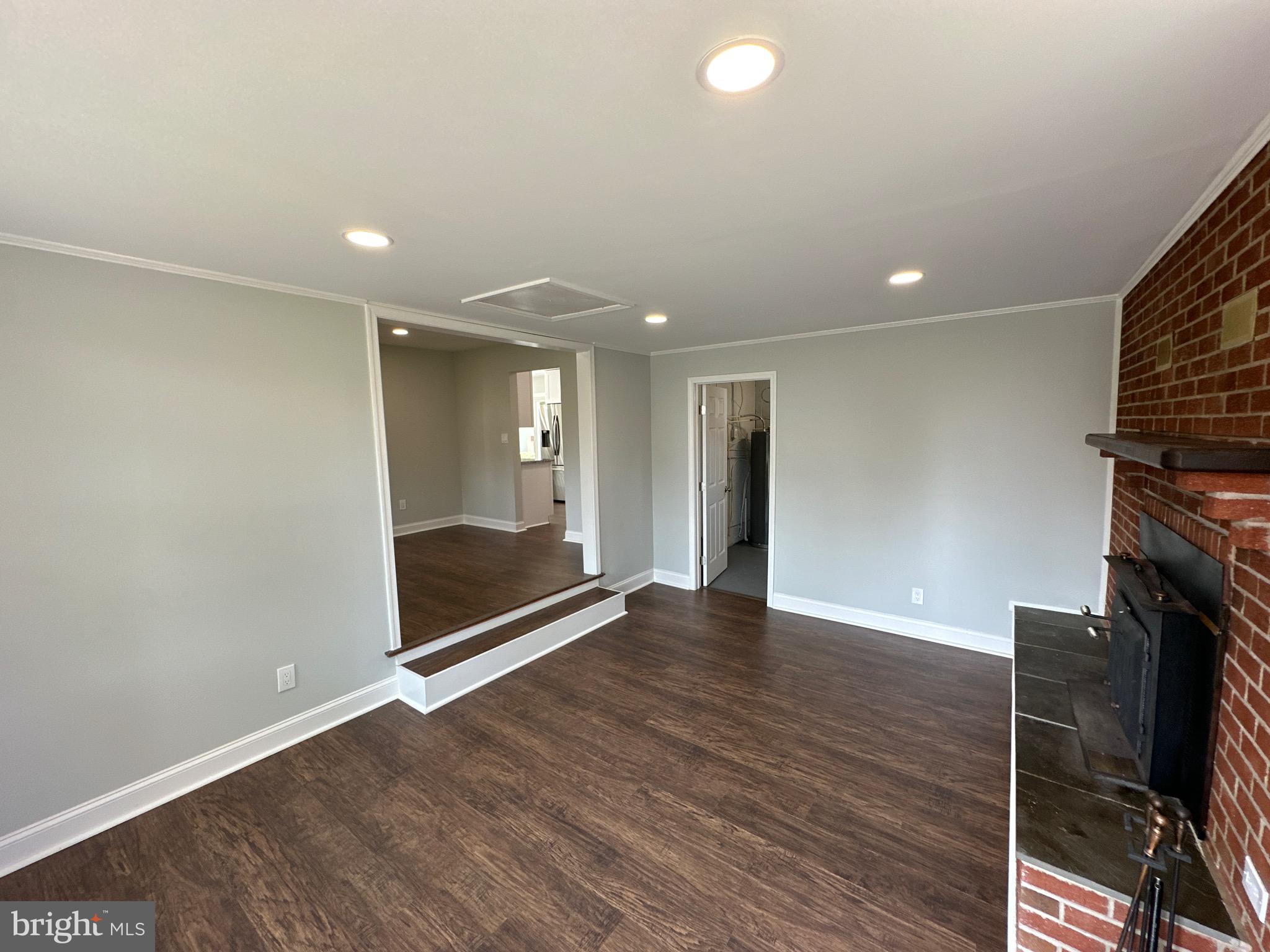 916 Bay Circle Woodbridge, VA 22191 - Photo 11 of 68